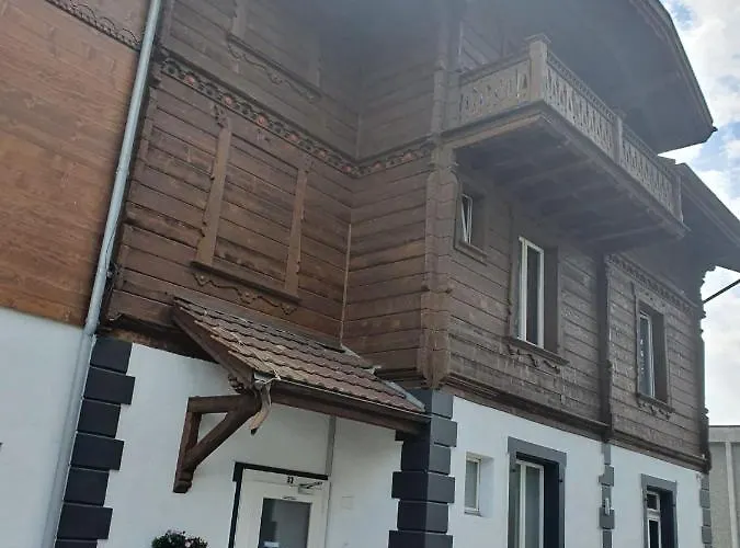 Swiss Mountains 因特拉肯